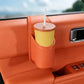 🎁💥50% RABATT!🚗🧺Leder-Getränkehalter für Autotür – Große Öffnung, Clip-Befestigung & robustes PU-Leder – Sicherer Halt für Getränke & Handy ✨