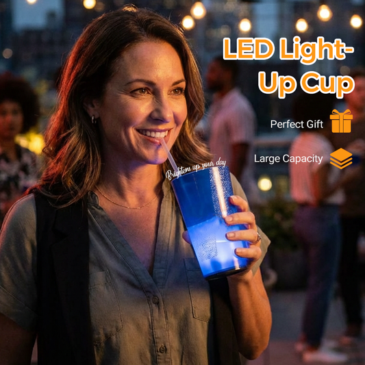 🔈🔈60% RABATT🥤 Wasseraktivierter LED-Leuchtbecher mit Strohhalm – Für Partys, Bars & Events✨