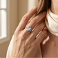 ✨💍60 % RABATT 🔥 Geometrischer ovaler Mondsteinring mit Zirkonia-Akzenten – Mystisch, funkelnd und zeitlos elegant! 🌙✨