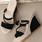👡 50 % RABATT! ☀️ Sandalen mit Keilabsatz für Damen – Bequem, stabil und stylisch – perfekt zu Sommerkleidern, Shorts oder für einen Tag in der Stadt – gepolsterte Sohle für lange Spaziergänge 🌸